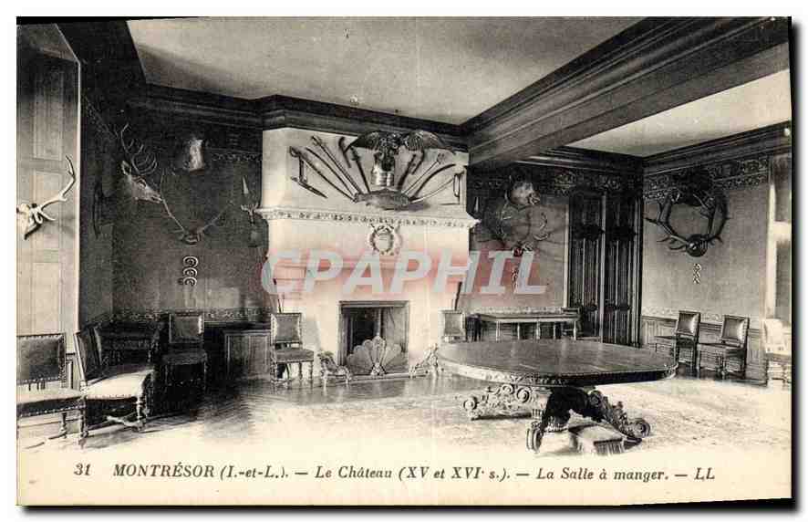 CPA Montresor I et L le Chateau XV et XVI S la Salle a manger 