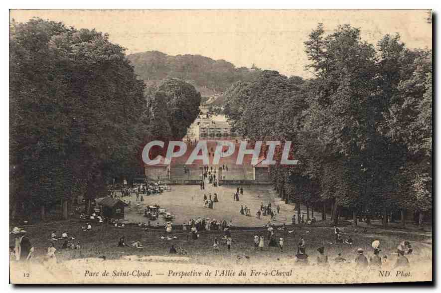 CPA Parc de Saint Cloud Perspective de l'Allee du fer a Cheval 