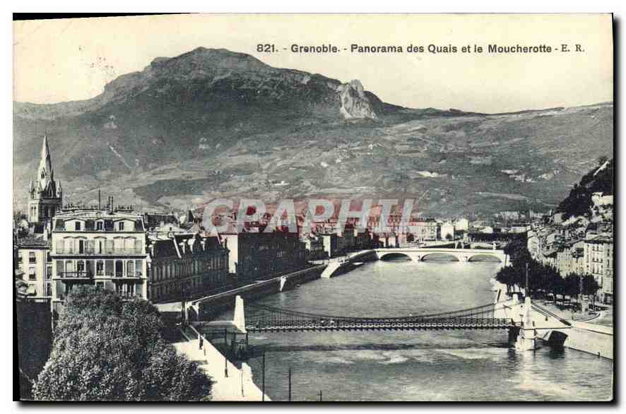 CPA Grenoble Panorama des Quais et le Moucherotte 