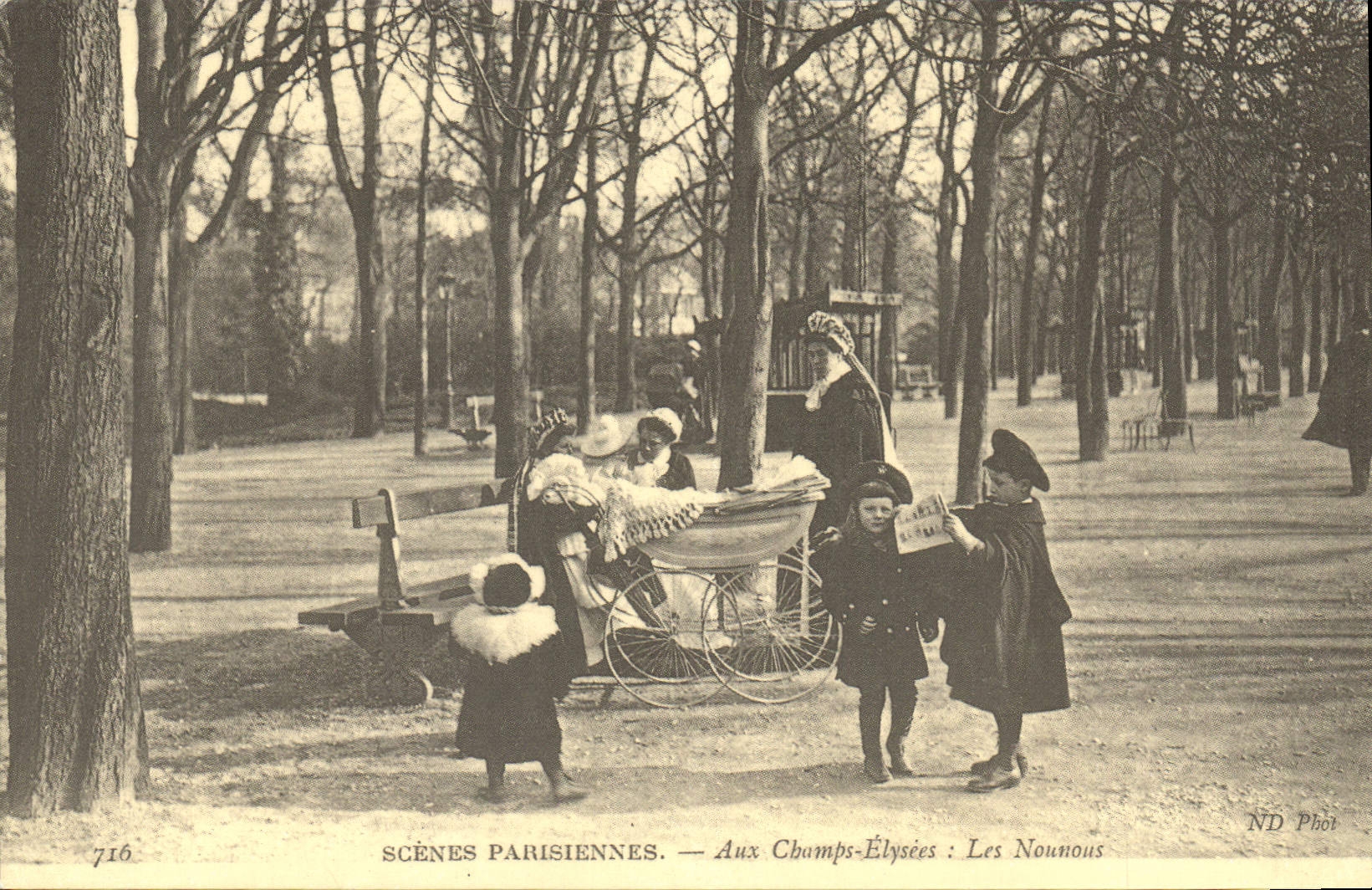 REPRO Scenes parisiennes Aux Champs Elysees Les Nonnous 