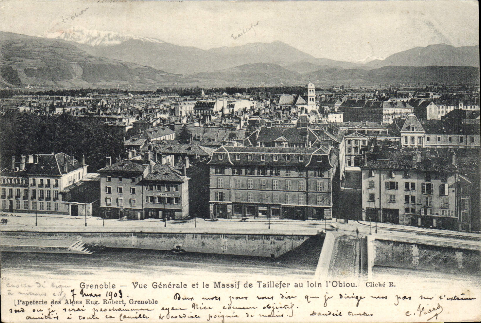 Grenoble — Vue Générale et le Massif de Taillefer au loin l'Obiou — Papeterie des Alpes Eug. Robert, Grenoble