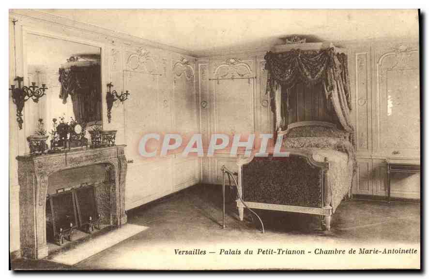 CPA Versailles Palais du Petit Trianon Chambre de Marie Antoinette 