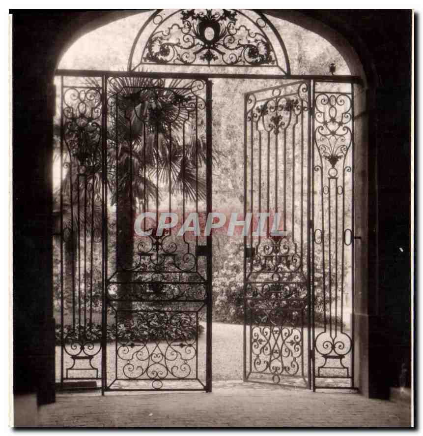 CPA Paris Grille