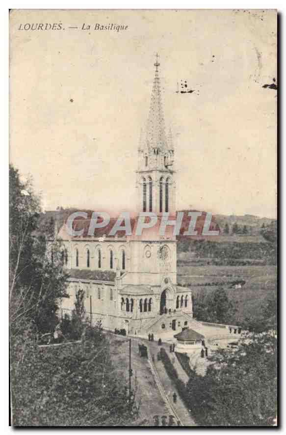 CPA Lourdes La Basilique 