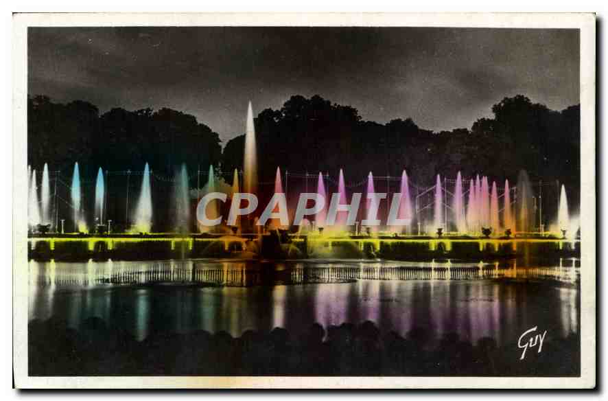 CPA Versailles Fete de nuit Grandes Eaux lumineuses 