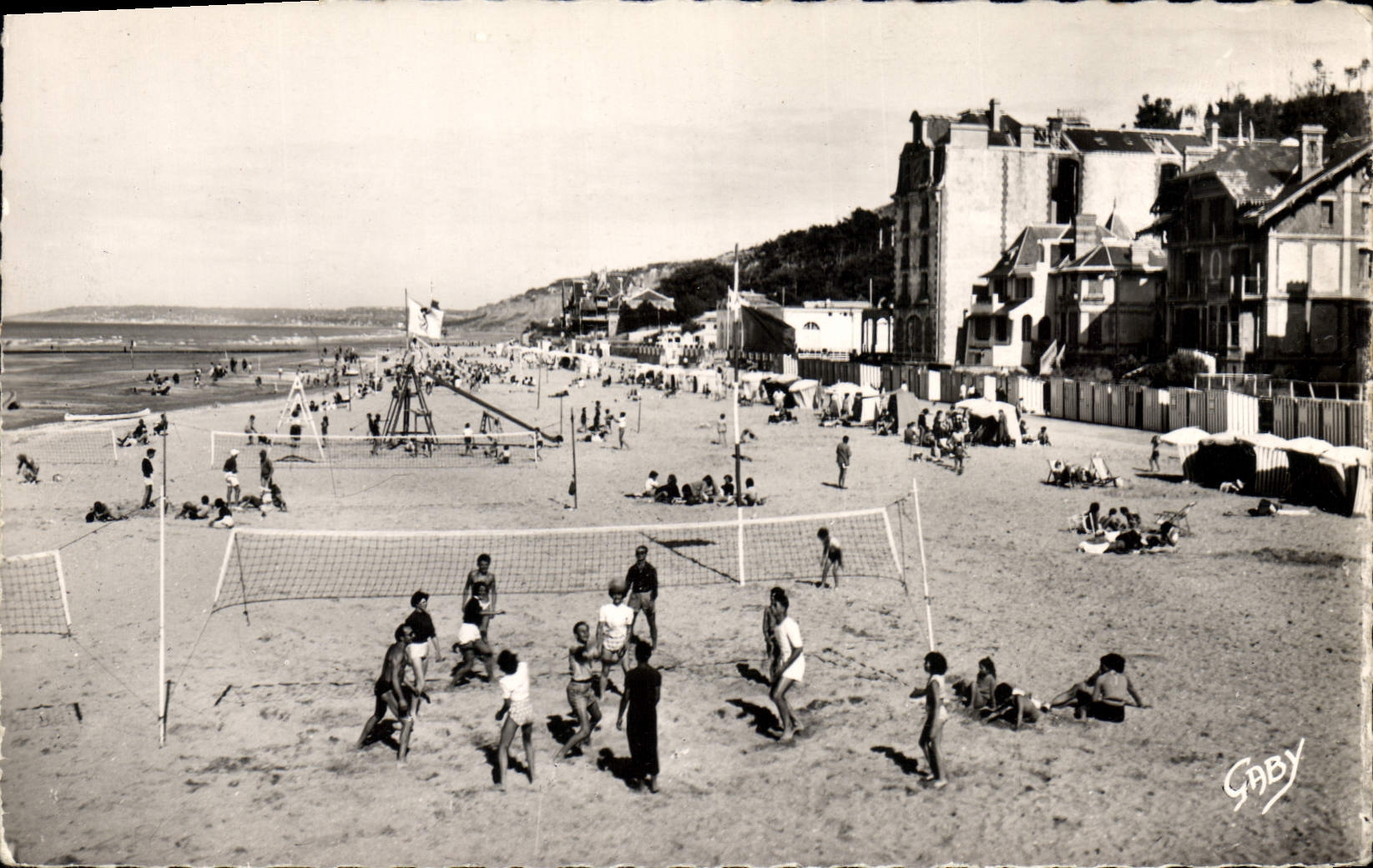 Les Jeux sur la Plage — Houlgate (Calvados) — Éditions Gaby