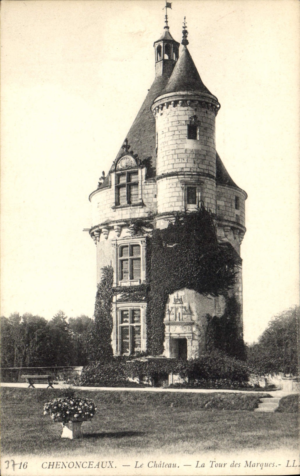 CPA Chenonceaux Le Chateau La Tour des Marques 