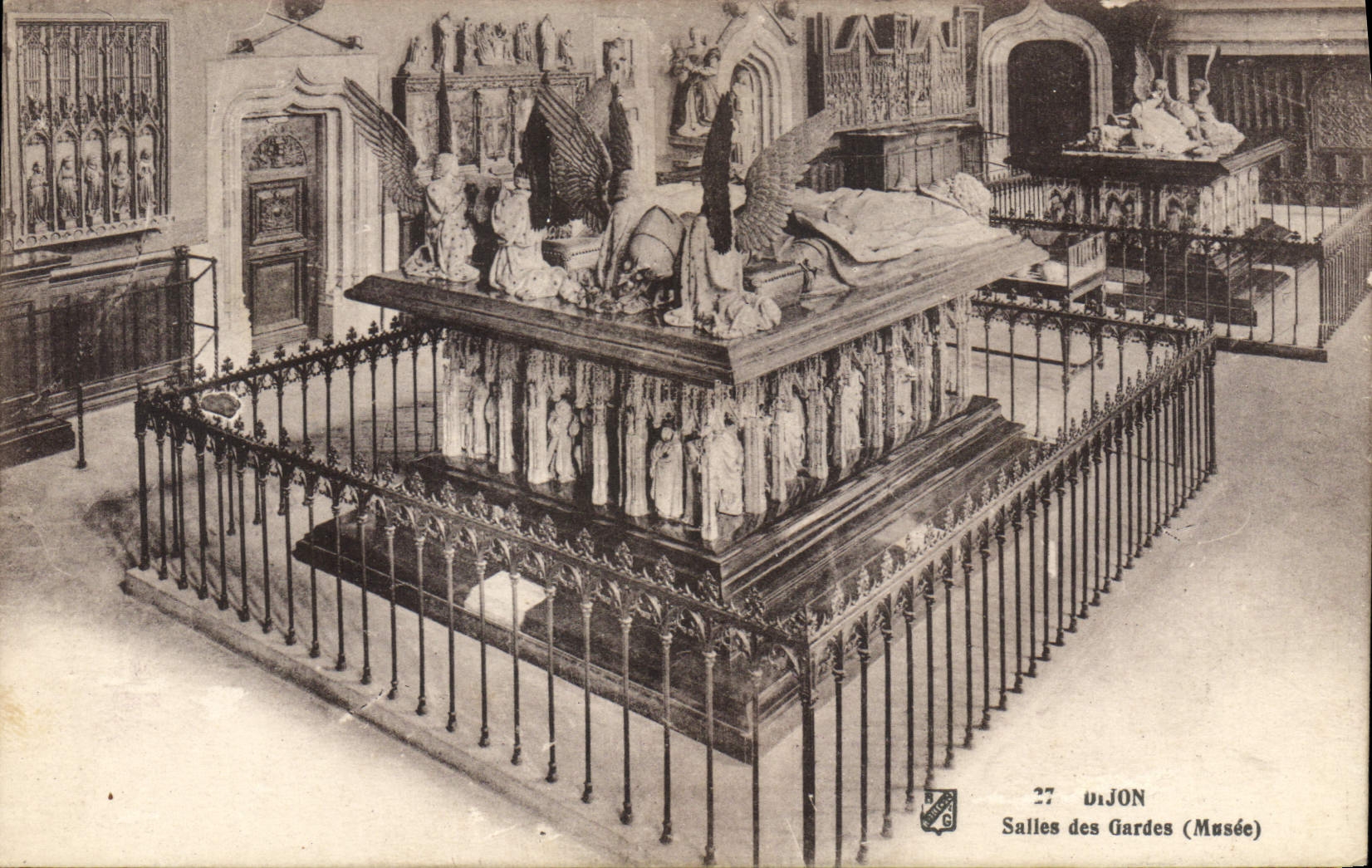CPA Dijon Salle des Gardes Musee 