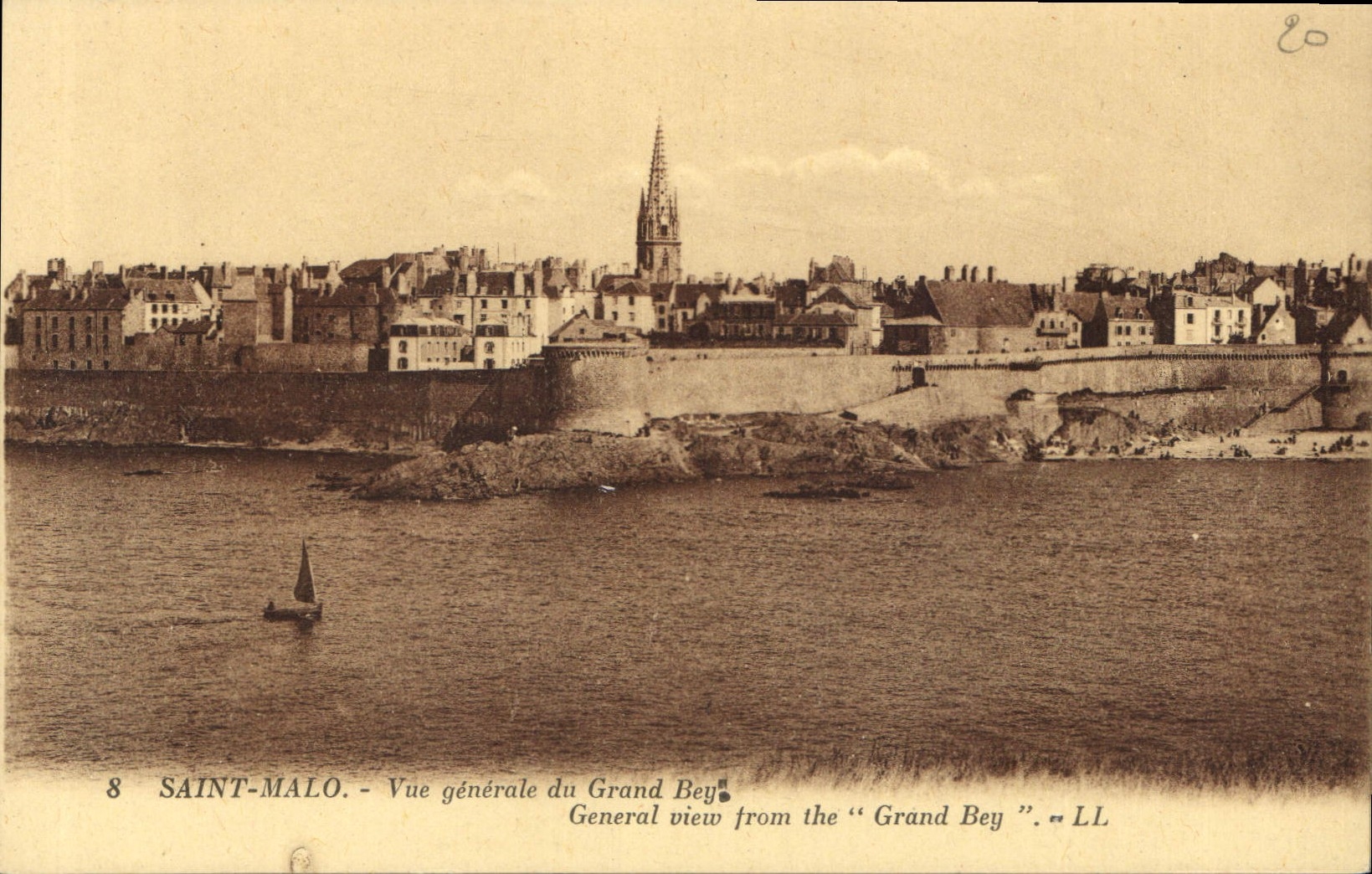 Saint-Malo - Vue générale du Grand Bey — LL
