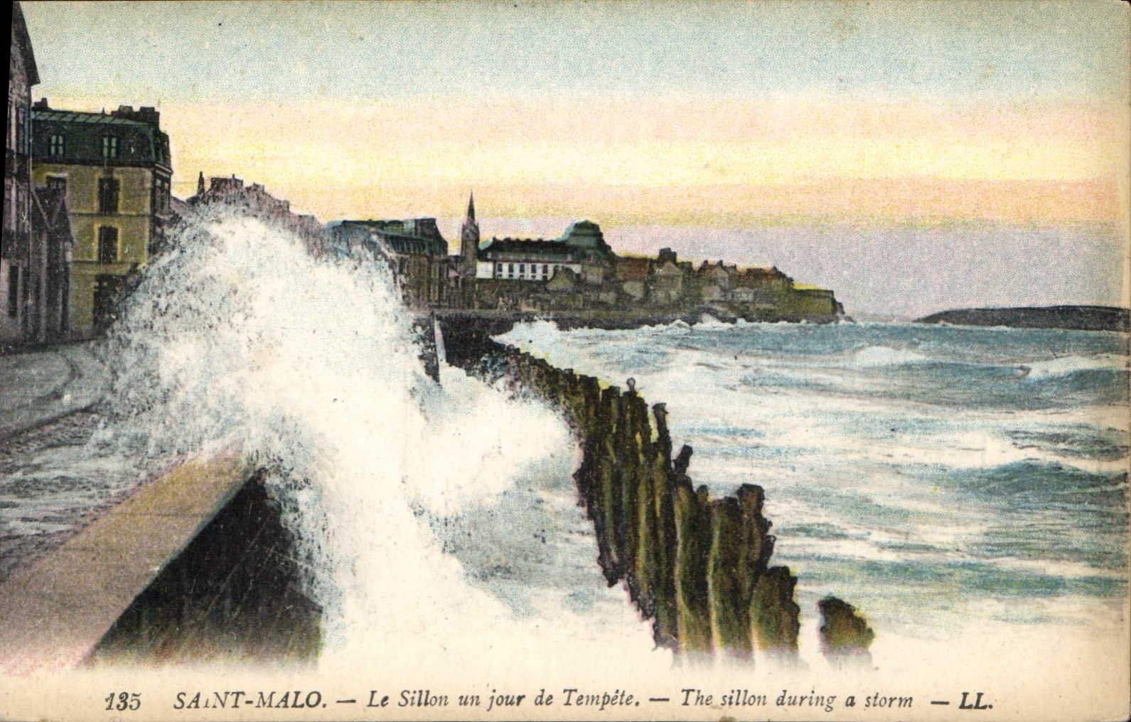 Saint-Malo — Le Sillon un jour de Tempête — LL.