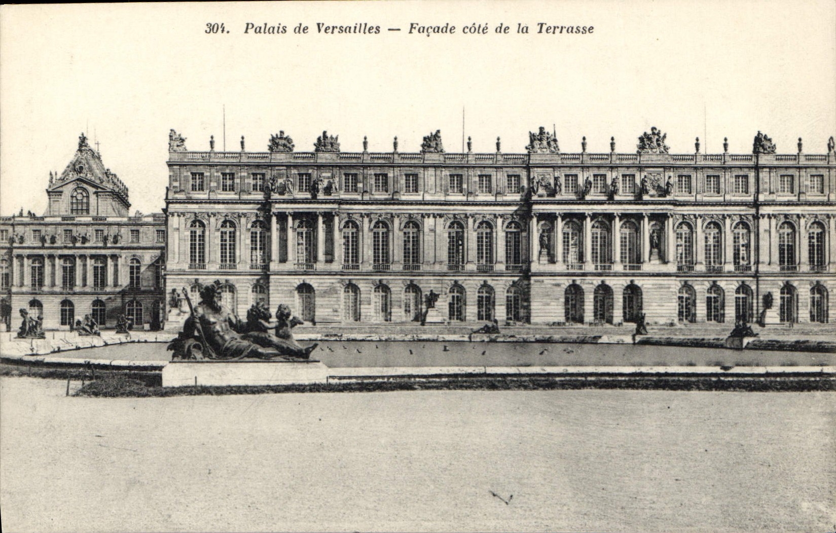 CPA Palais de Versailles Facade cote de la Terrasse 