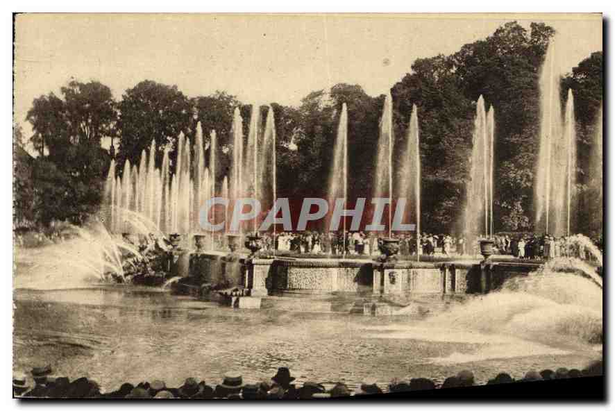 CPA Versailles les Grandes Eaux au Bassin de Neptune 