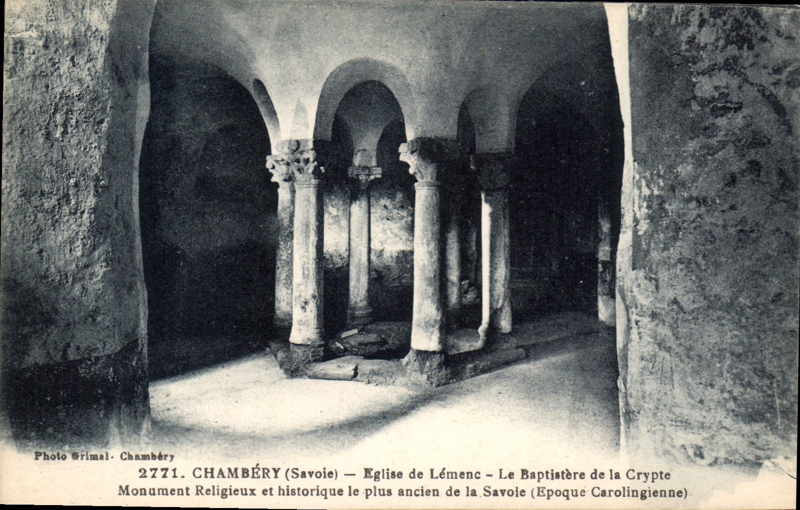 CPA Chambery Savoie Eglise de Lemenc Le Baptistere de la Crypte 