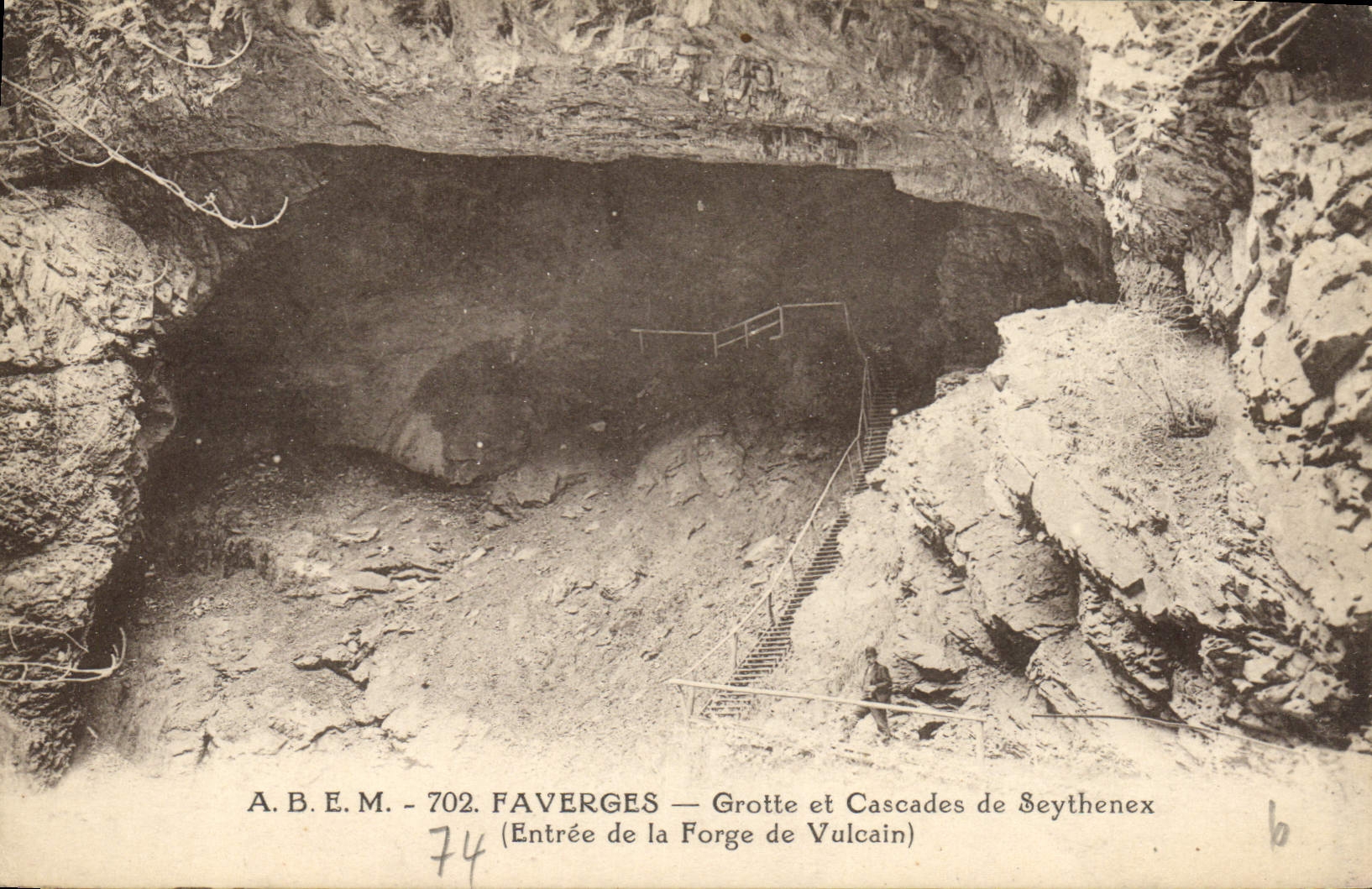 Favergeres — Entrée de la Forge de Vulcain — A.B.E.M. 702