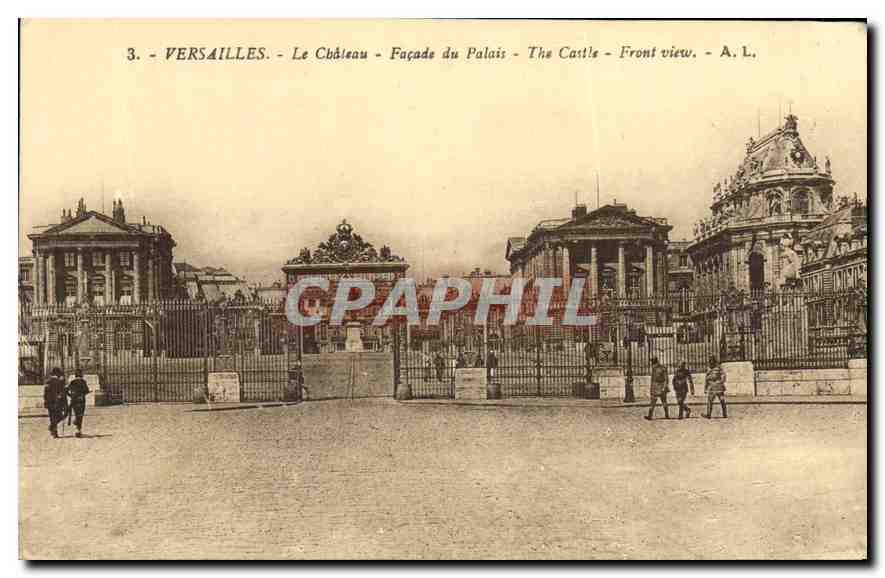CPA Versailles Le Chateau Facade du Palais 