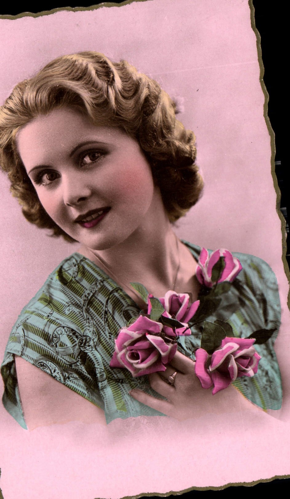 Jeune femme avec roses — reproduction — P.F. PARIS