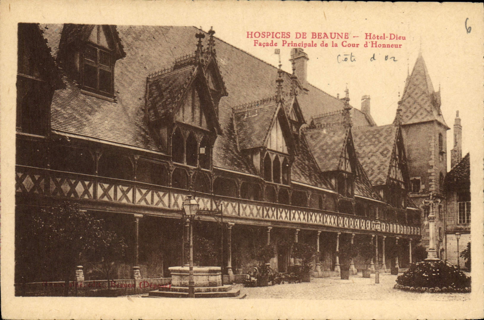 CPA Hospices de Beaune Hotel Dieu Facade Principale de la Cour d'Honneur 