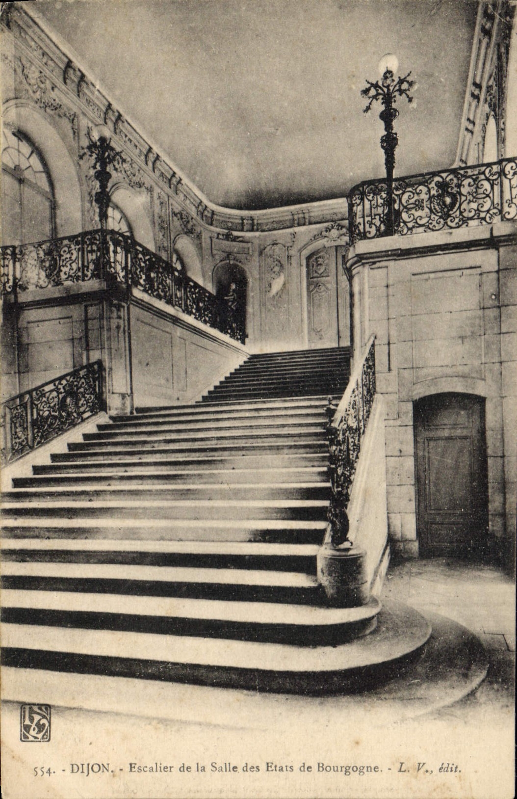 CPA Dijon Escalier de la Salle des Etats de Bourgogne 