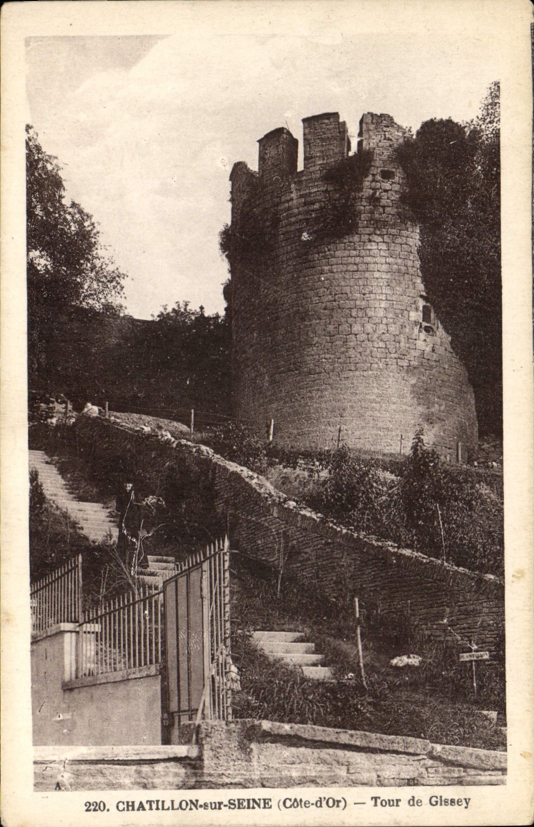CPA Chatillon sur Seine Cote d'Or Tour de Gissey 