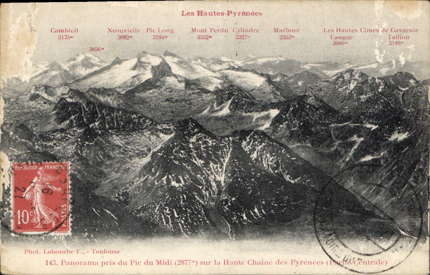 CPA Panorama pris du Pic du Midi sur la Haute Chaine des Pyrenees 