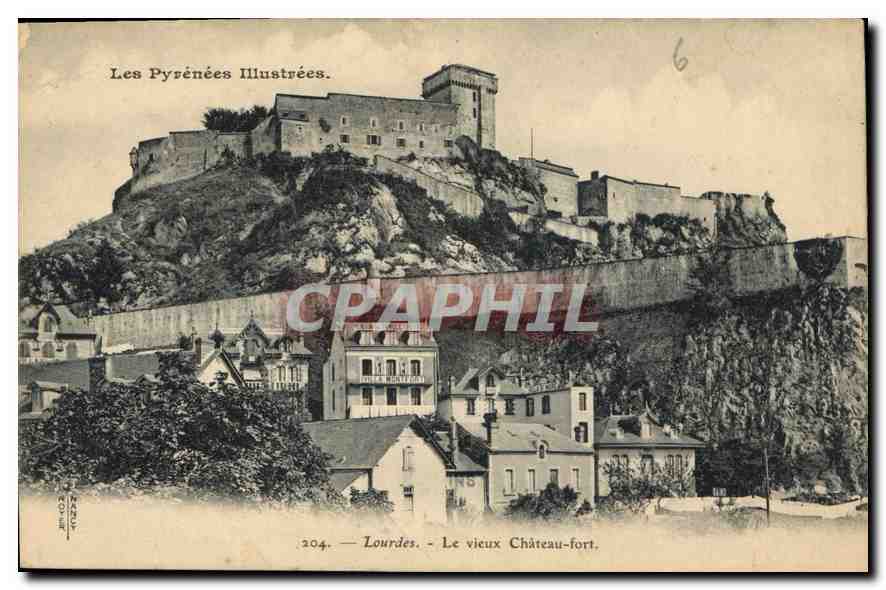 CPA Lourdes Le vieux Chateau fort 