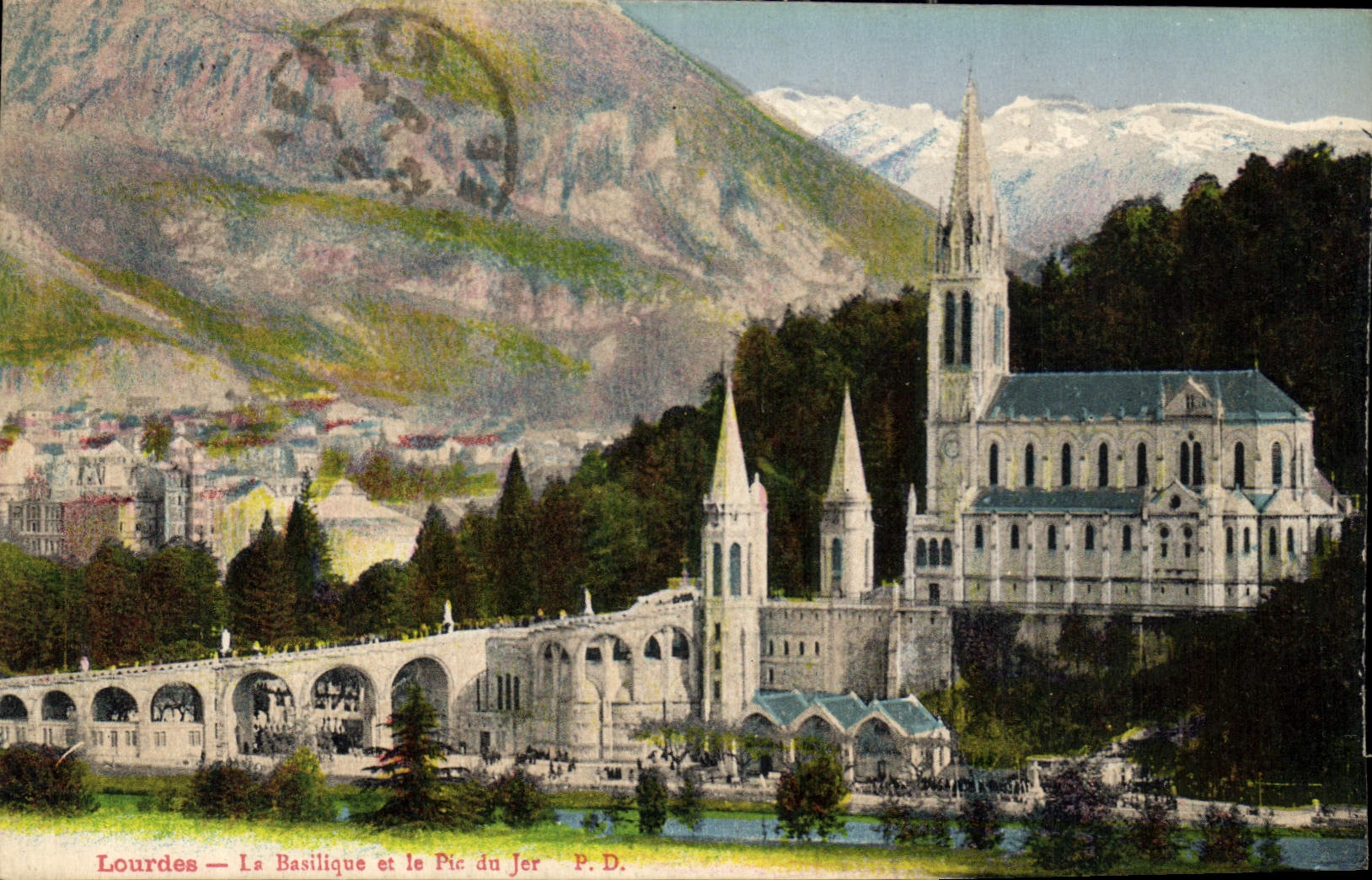 CPA Lourdes La Basilique et le Pic du Jer 