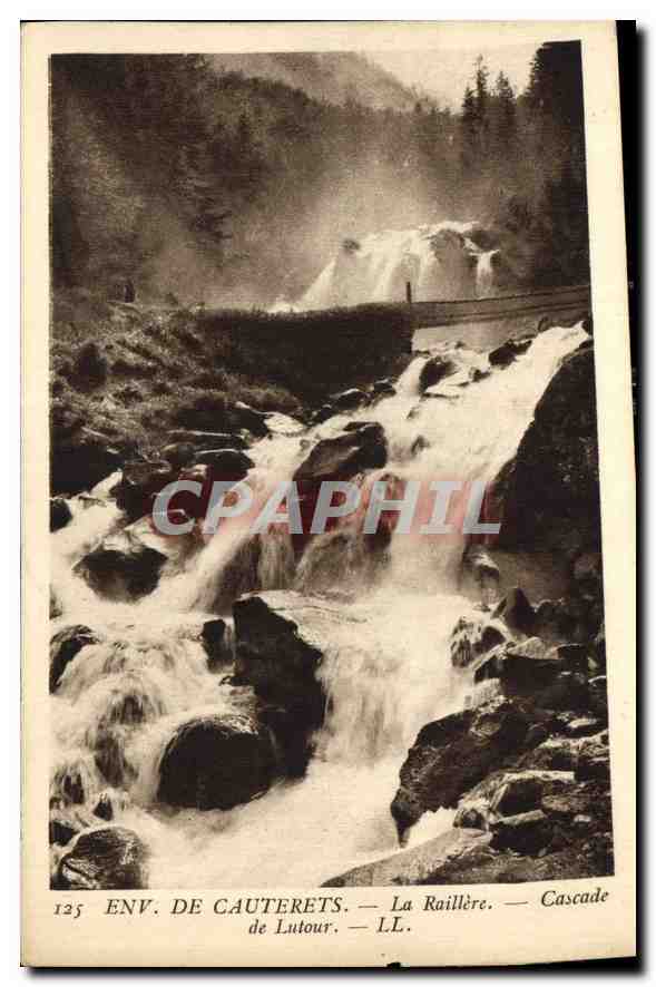 CPA Env de Cauterets La Raillere Cascade de Lutour 