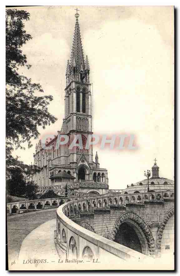 CPA Lourdes La Basilique 