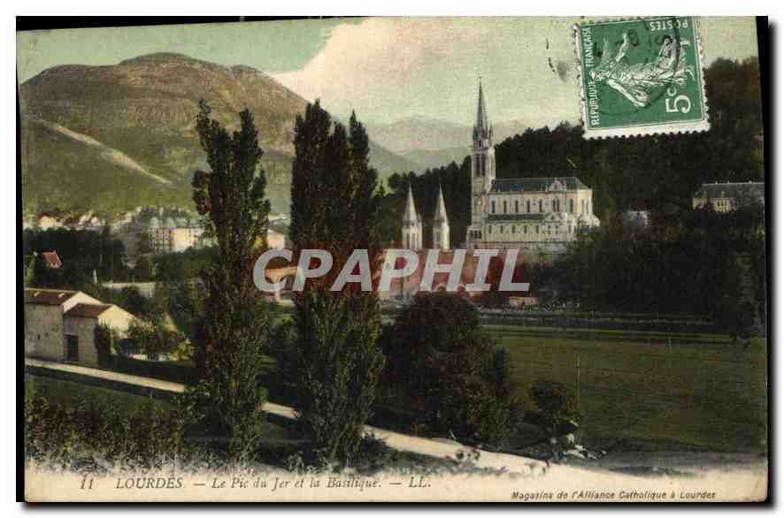 CPA Lourdes le Pic du Jer et la Basilique 
