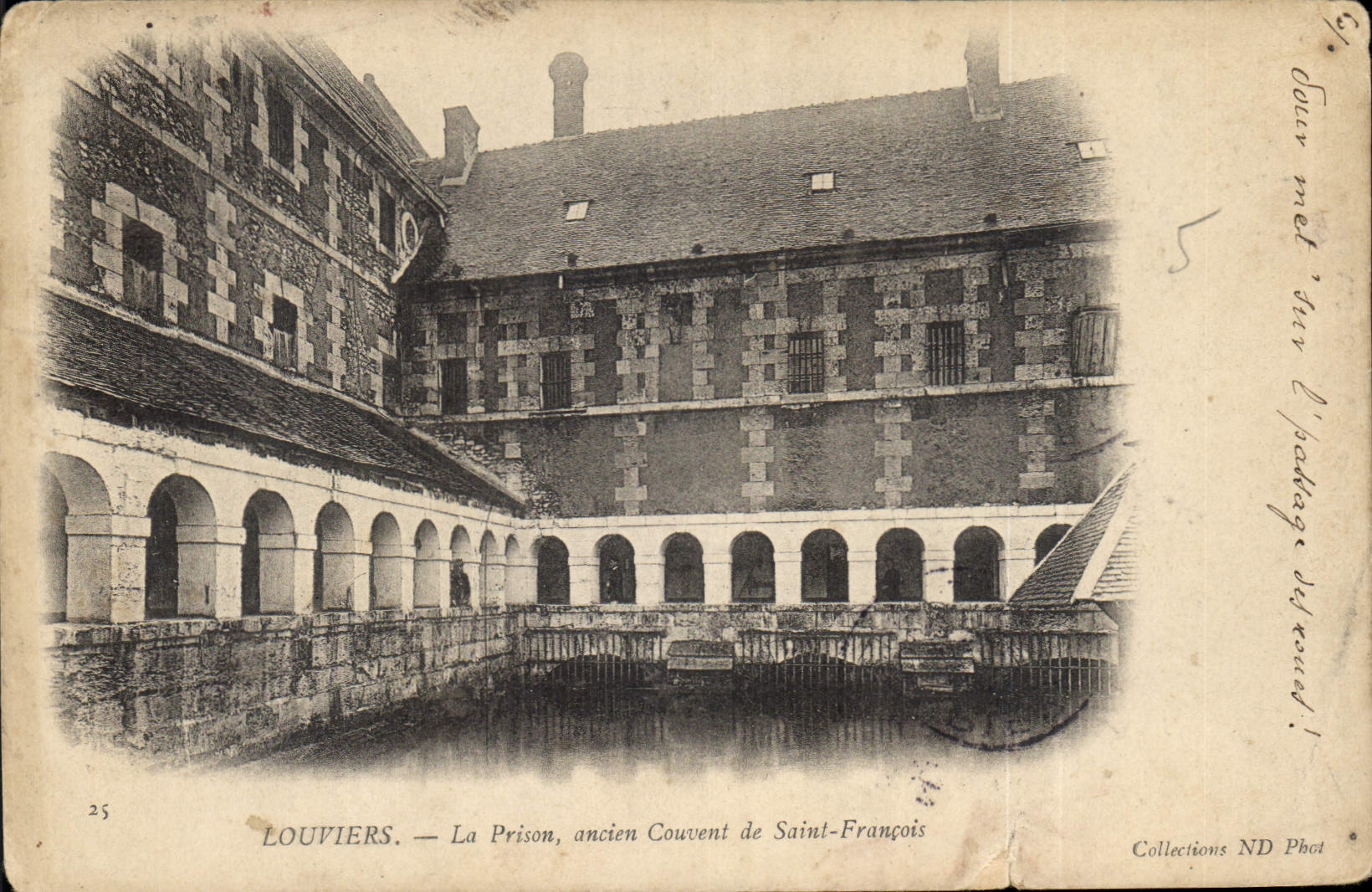 Louvières — La Prison, ancien Couvent de Saint-François — Collections ND Phot