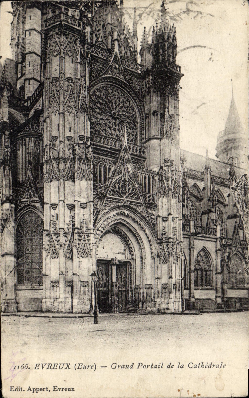 CPA Evreux Eure Grand Portail de la Cathedrale 