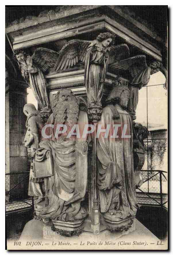 CPA Dijon Le Musee Le Puits de Moise Claus Sluter 