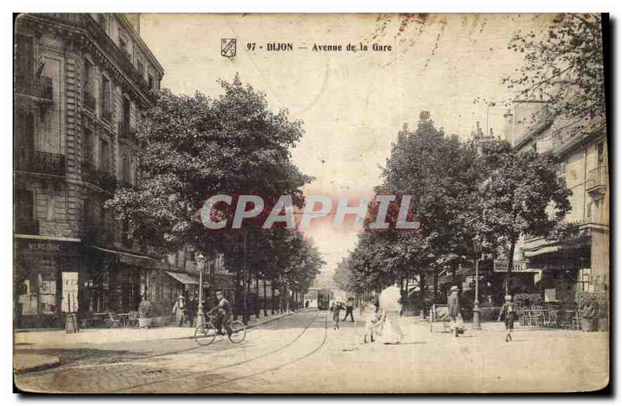 CPA Dijon Avenue de la Gare 
