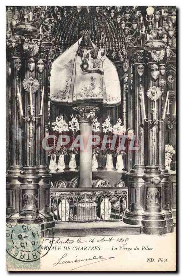 Chartres — La Vierge du Pilier — ND. Phot.