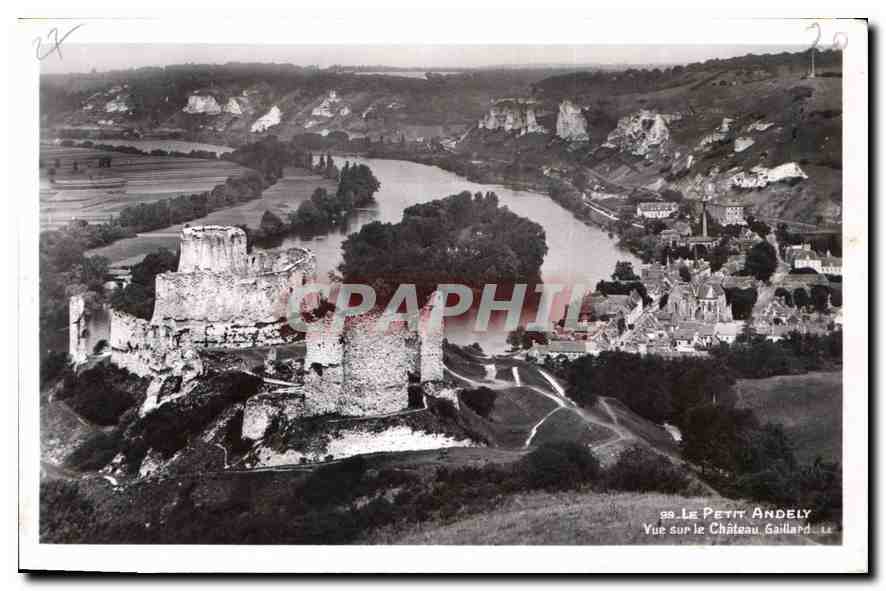 Le Petit Andely — Vue sur le Château Gaillard — Lévy et Neuridien, Paris