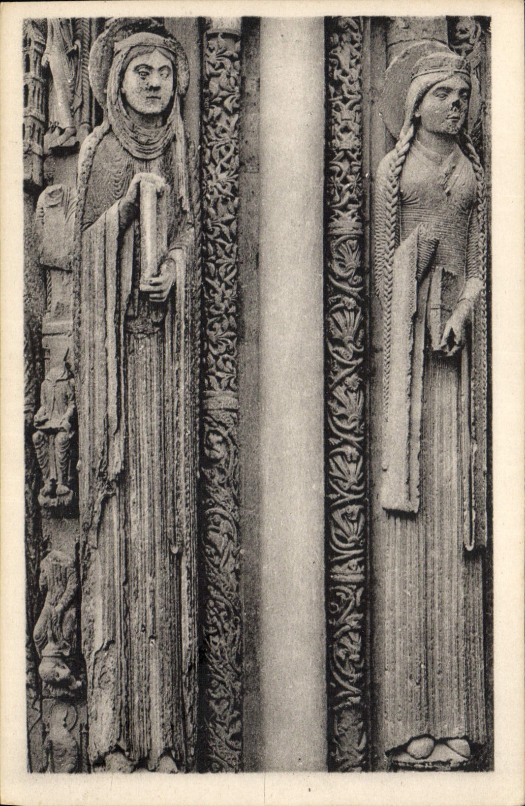 CPA Cathedrale de Chartres Reina de Juda Portail Royal 