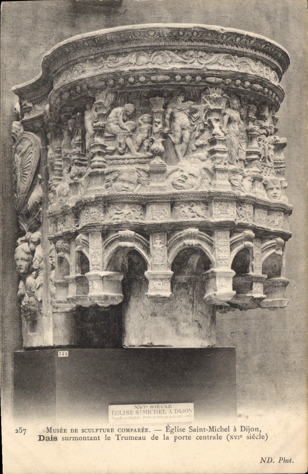 CPA Musee de Sculpture Comparee Eglise Saint Michel a Dijon 