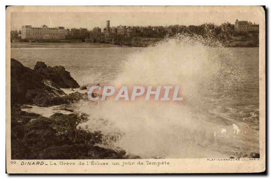 CPA Dinard La Greve de l'Ecluse un jour de Tempete 
