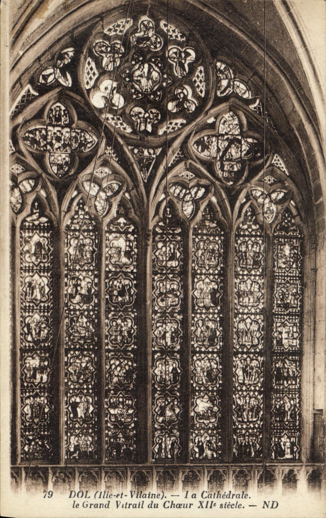 Dol (Ille-et-Vilaine) — le Grand Vitrail du Chœur XIIe siècle — ND