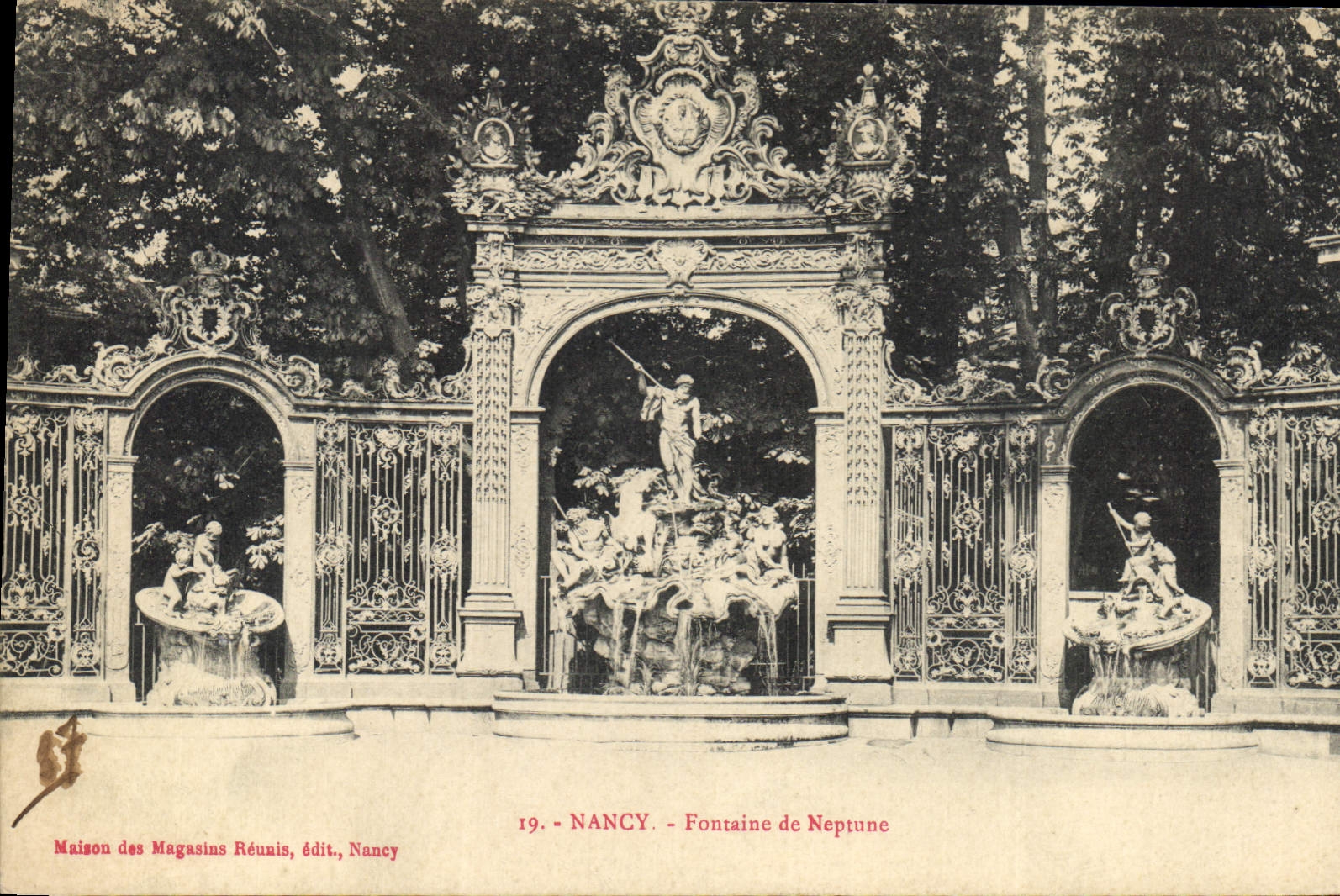 NANCY - Fontaine de Neptune — Maison des Magasins Réunis, édit., Nancy, n°19