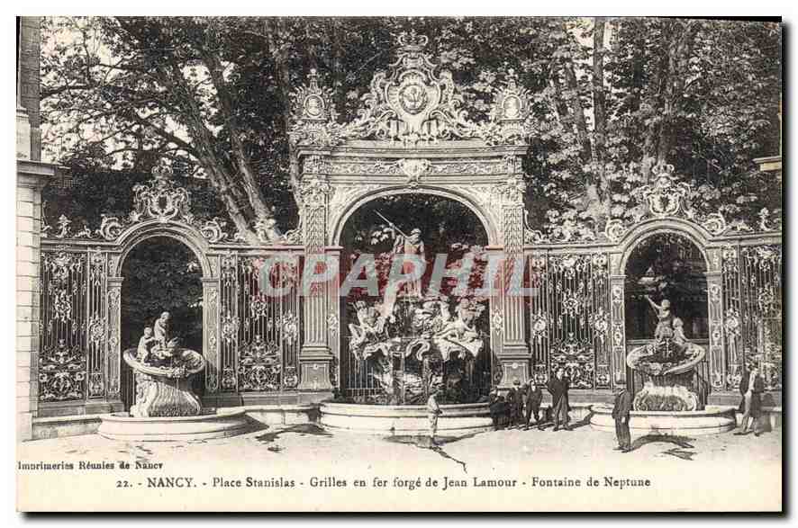 CPA Nancy Place Stanislas Grilles en fer forge de Jean Lamour Fontaine de Neptune 