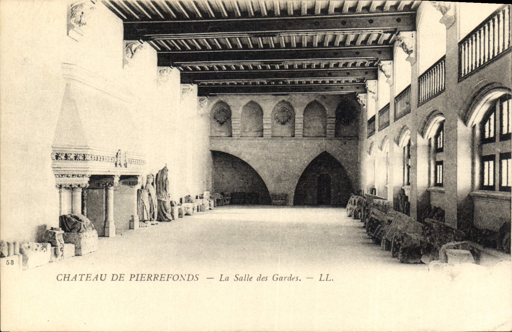 CPA Chateau de Pierrefonds La Salle des Gardes 