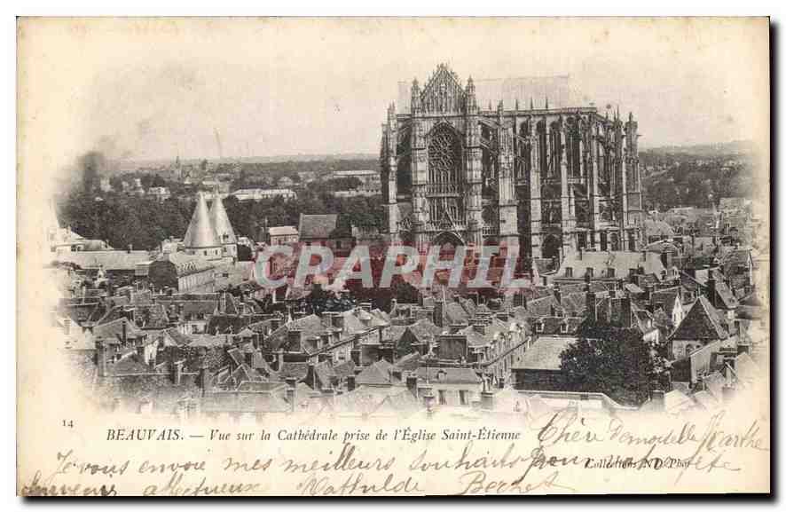 Beauvais — Vue sur la Cathédrale prise de l'Église Saint-Étienne