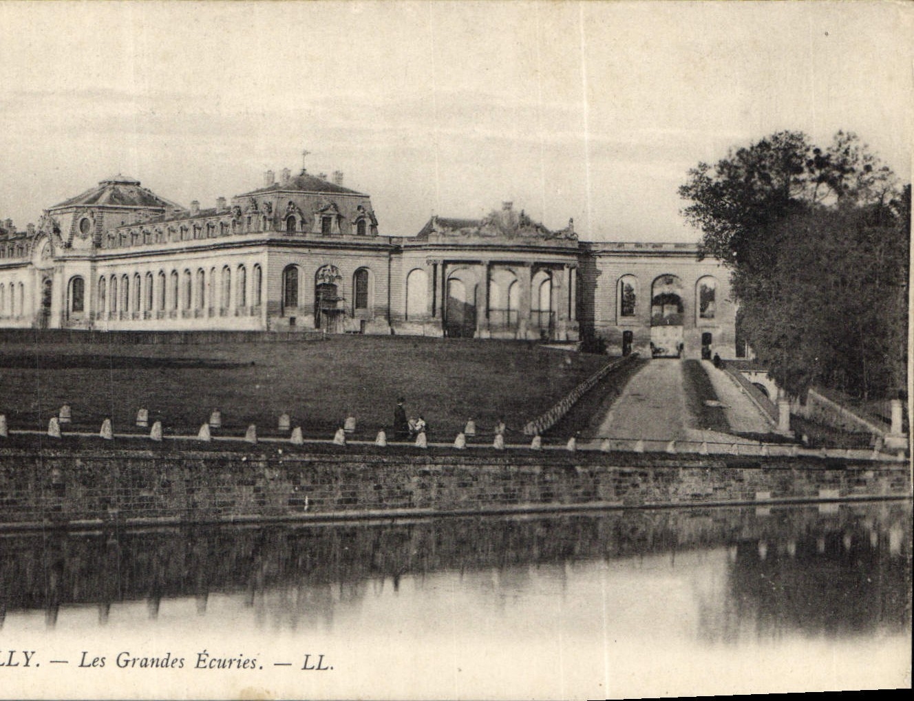CPA Chantilly Les Grandes Ecuries 
