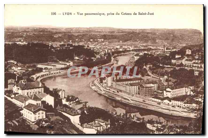 CPA Lyon Vue panoramique prise du Coteau de Saint Just 