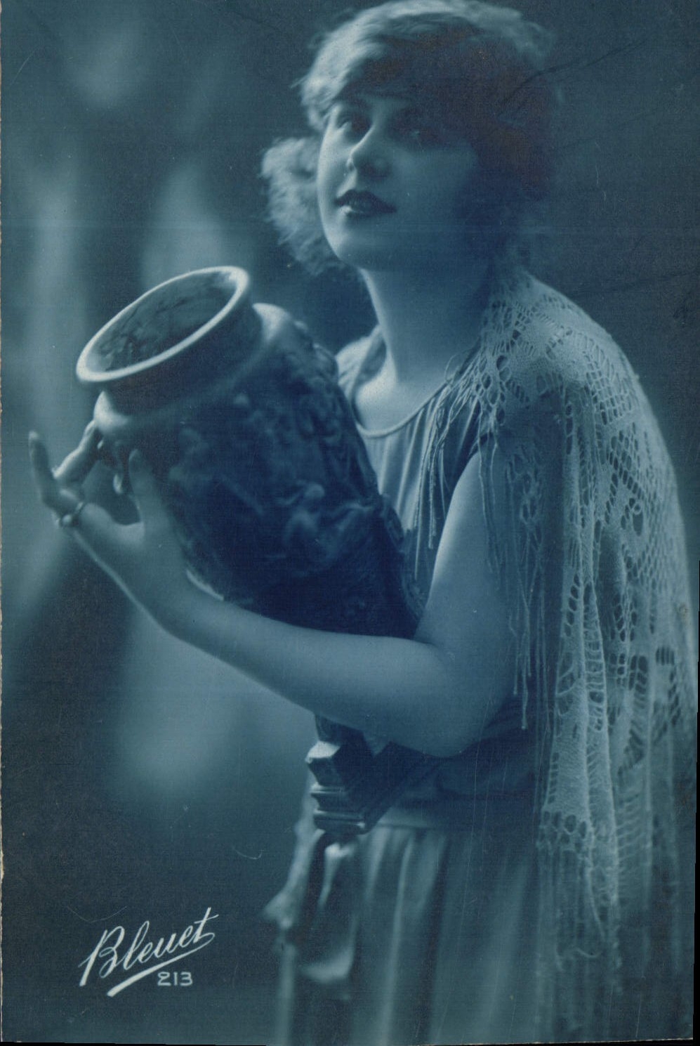 CPA Blevet Femme