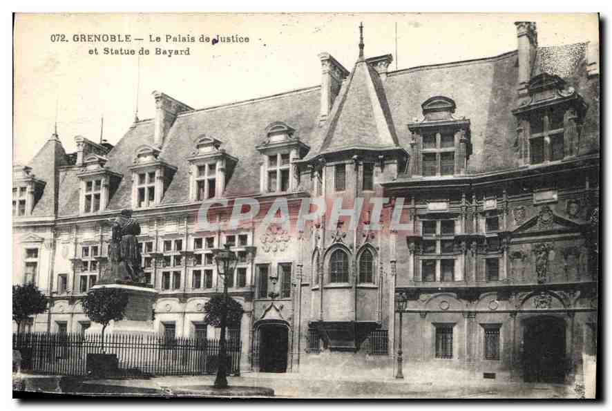 Grenoble — Le Palais de Justice et Statue de Bayard — CPAPHIL 072