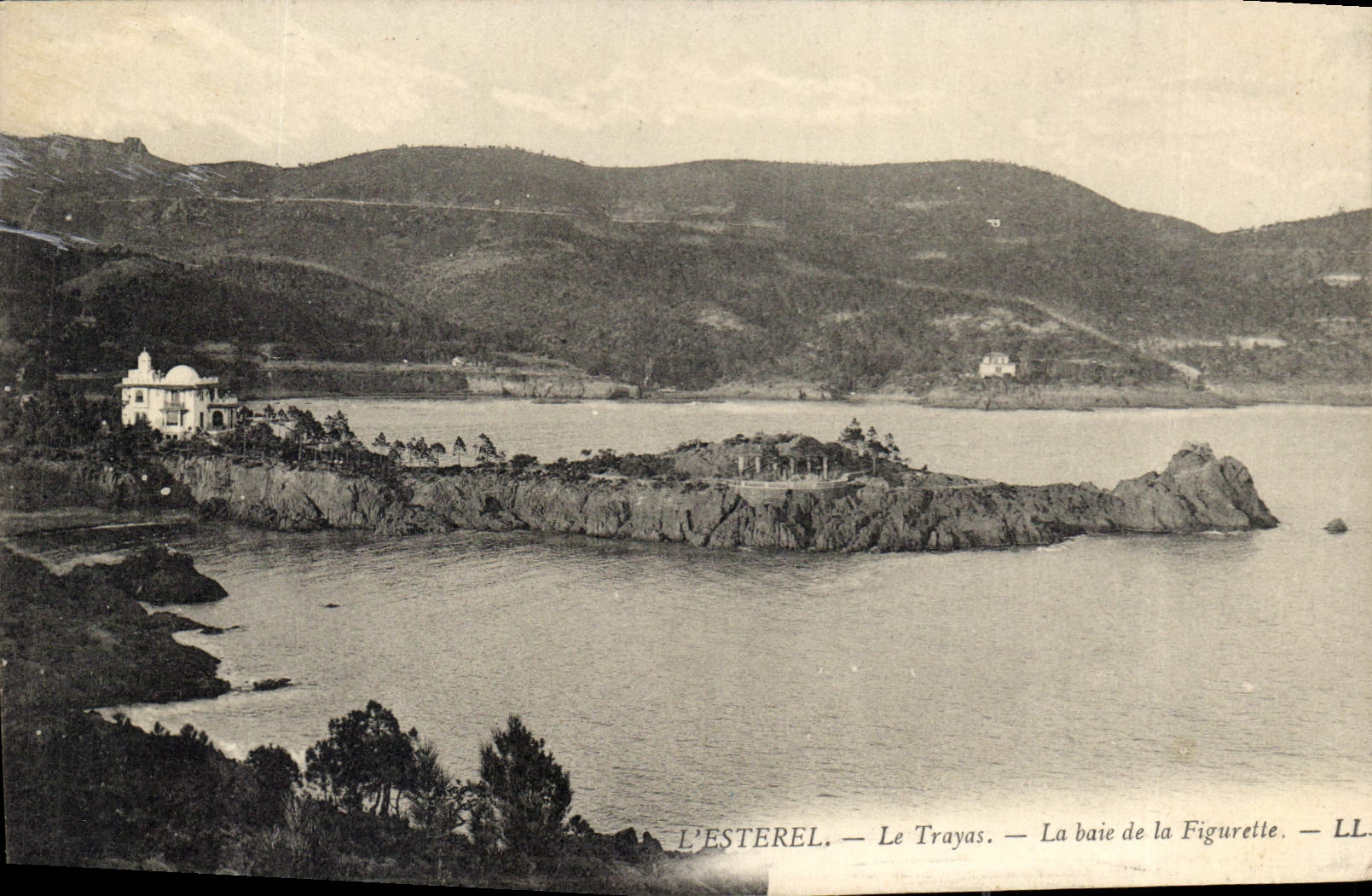 CPA L'Esterel Le Trayas La baie de la Figuerette 