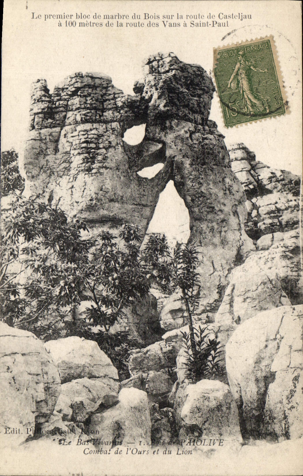 CPA Le Bas Vivarris Combat de l'Ours et du Lion 