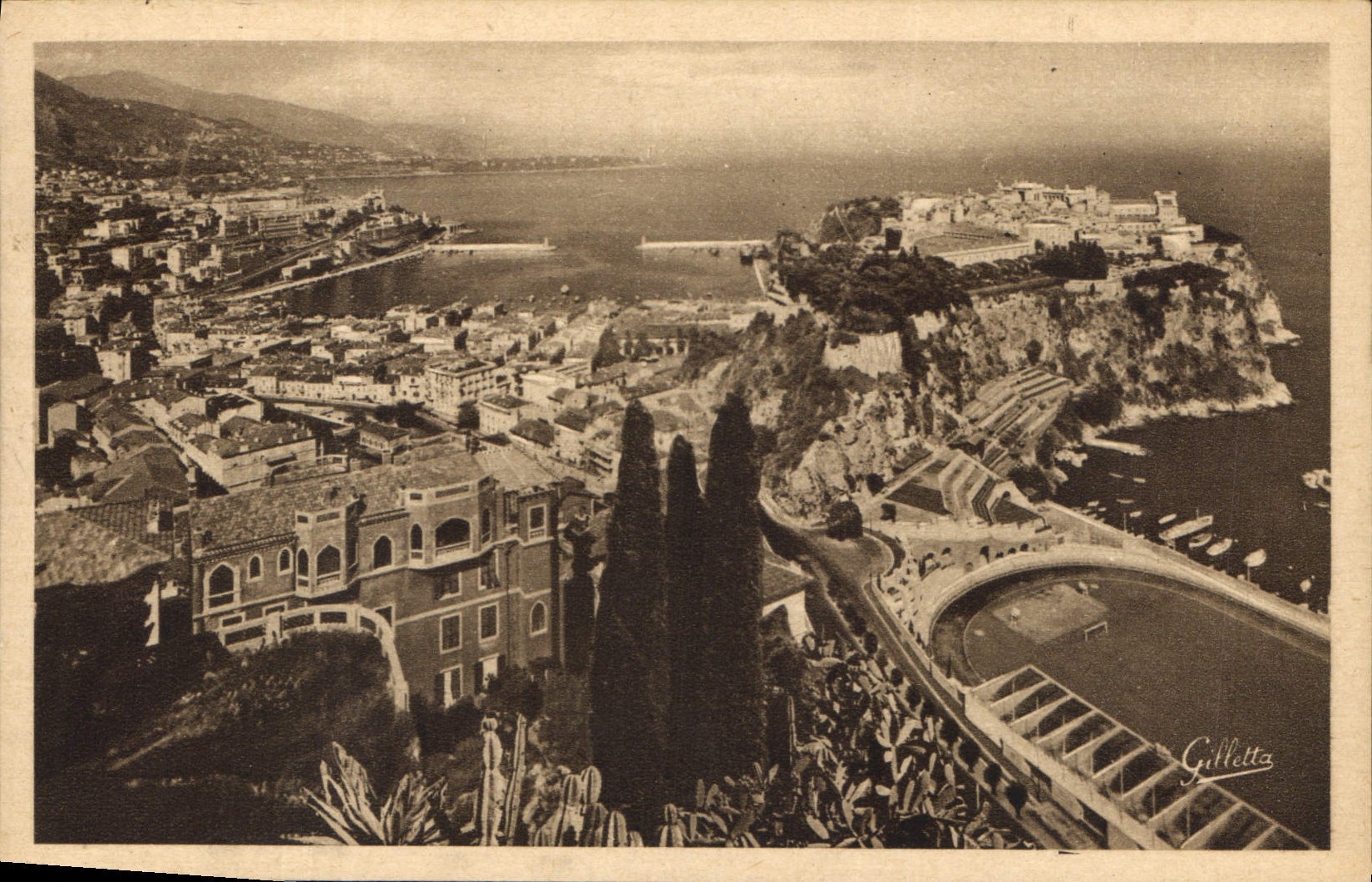 CPA Monaco La Principaute vue prise du Jardin Exotique 